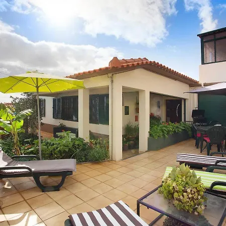 Suites Pinto Coelho Canico  Exterior photo